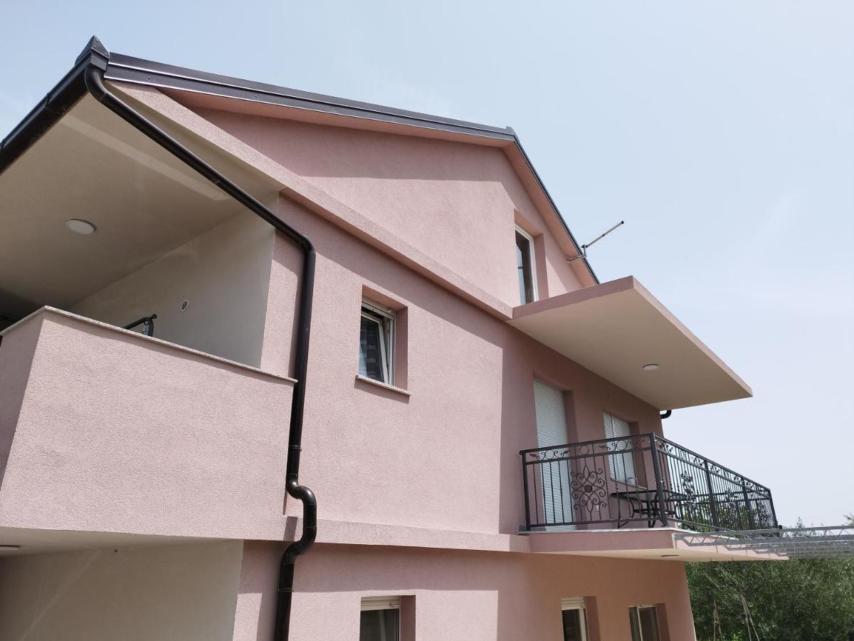 Apartman Hope Zmijavci Exterior foto